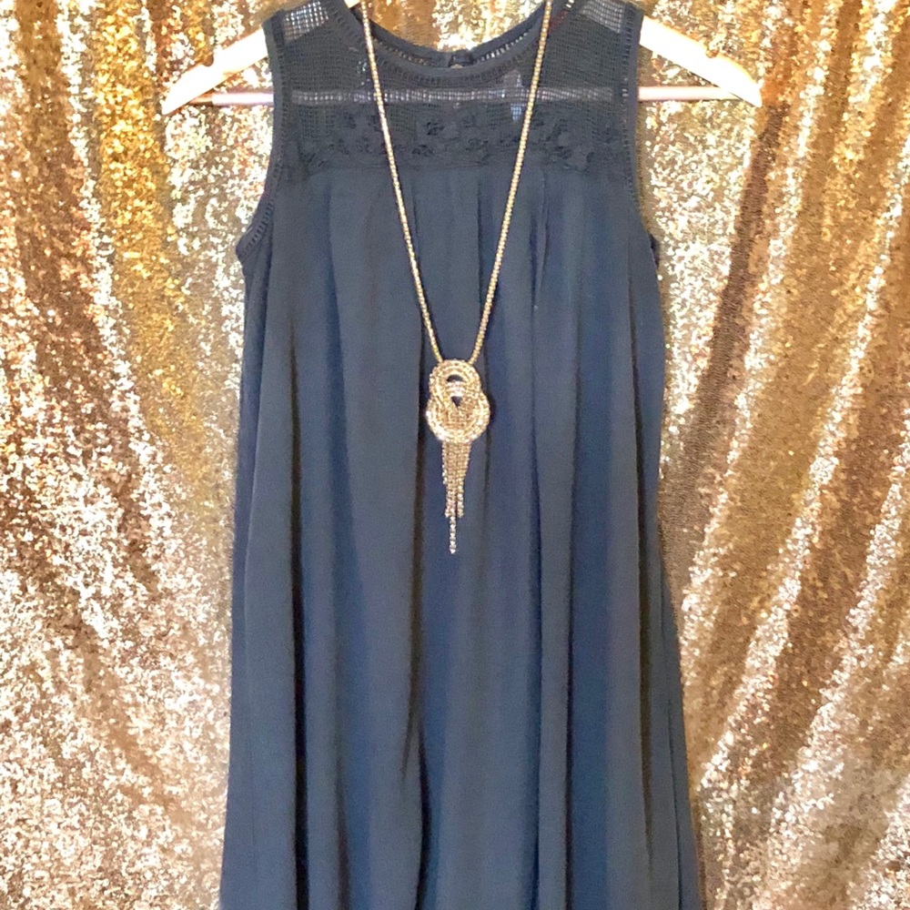 Perfect Gray Sleeveless Dress with Crochet Details